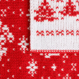 Плед Holidale, красный с молочным