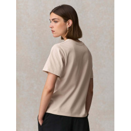 Футболка женская Legend Women, молочно-белая