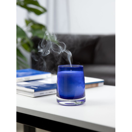 Ароматическая свеча Fragnola, пряная древесина и кардамон, темно-синяя